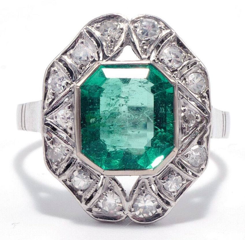 emerald art deco vintage ring