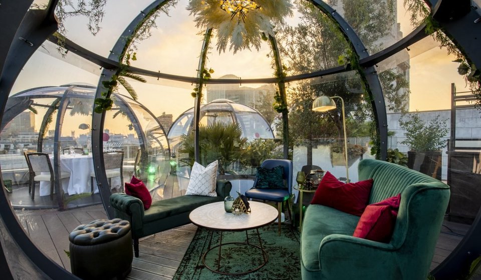 aviary-igloos-alfreso-dining-london-april-12