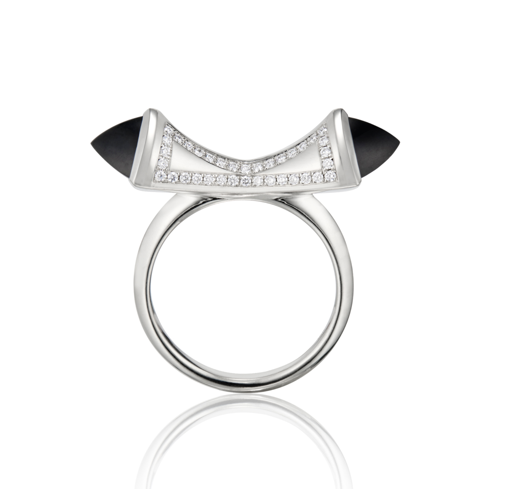 sparkle-in-style-this-new-years-eve-renisis-ring