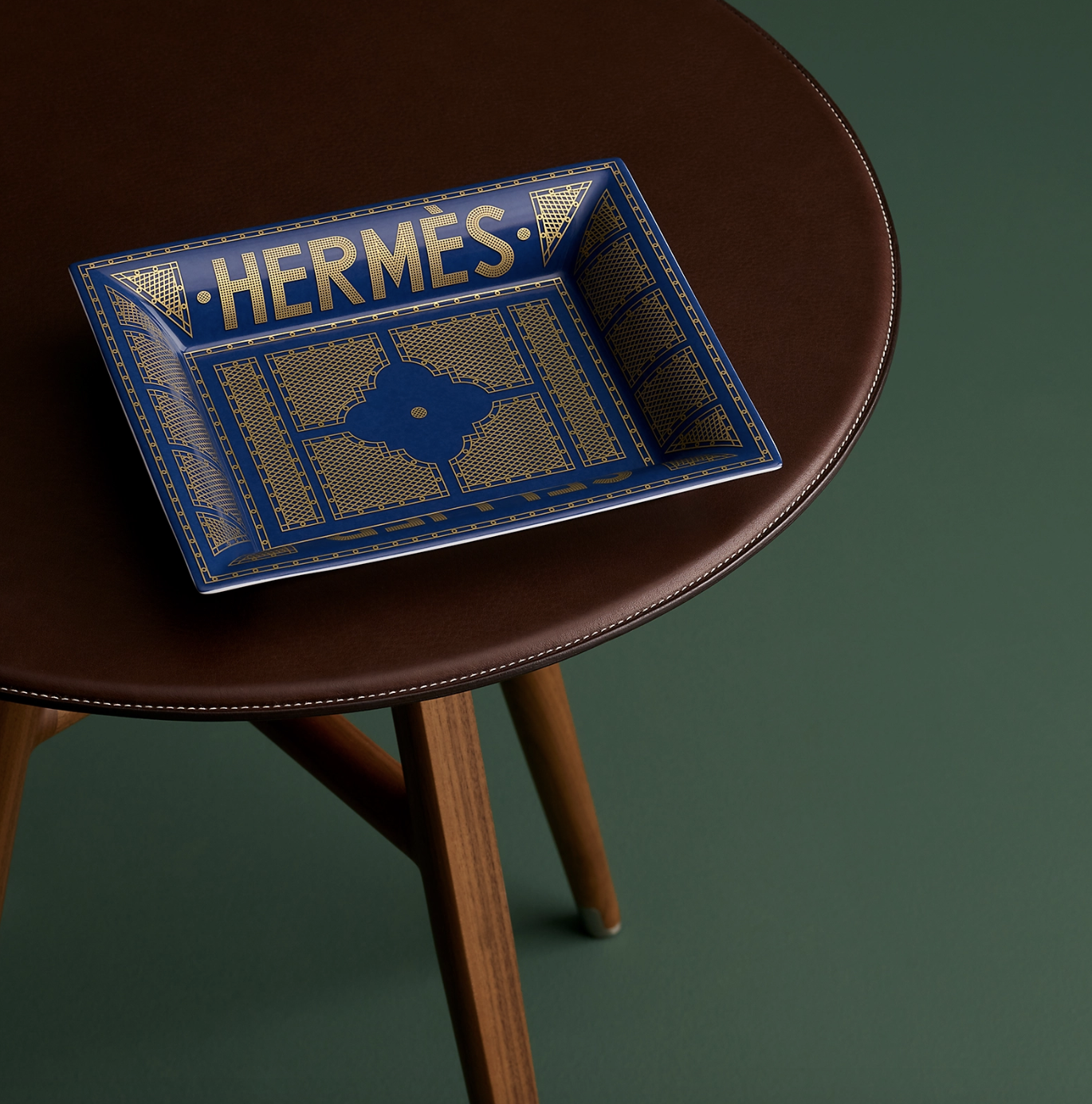 timeless-interior-items-we-all-should-invest-in-hermes-change-tray
