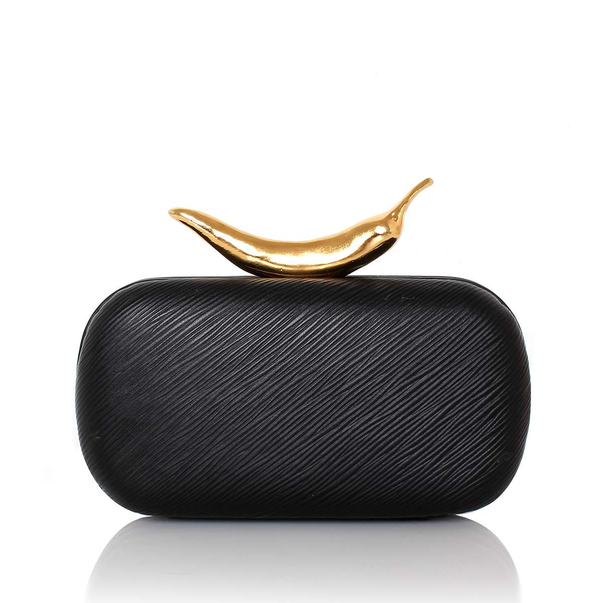 shopping-guide-to-the-best-clutch-bags-sarahs-bag-chilli-clutch
