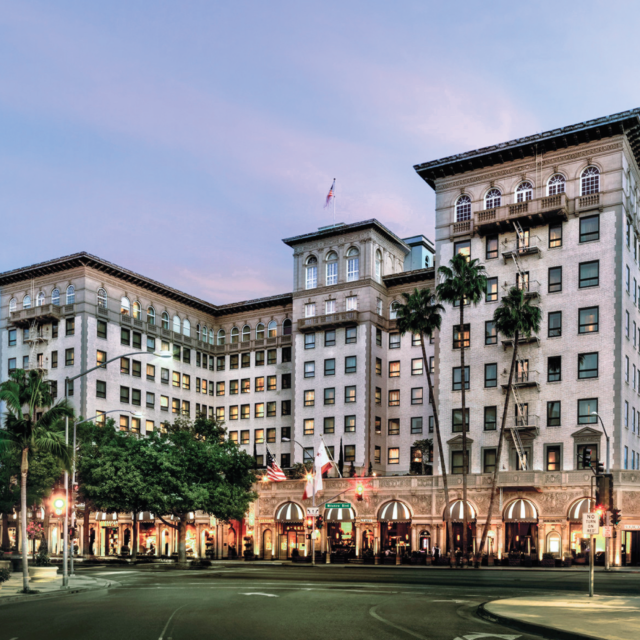 review-the-beverly-wilshire-a-four-seasons-hotel-rodeo-drive