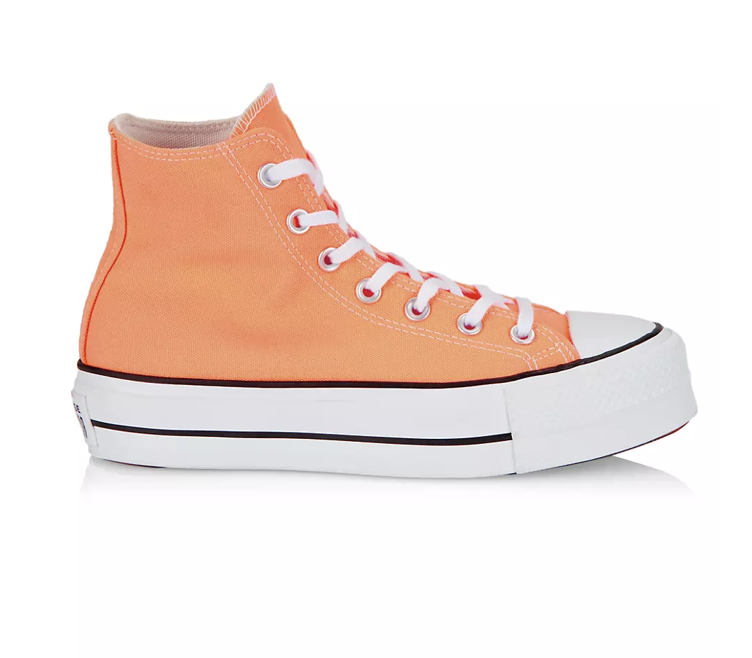 pantone-unveils-the-2024-colour-of-the-year-CONVERSE-HIGH-TOPS